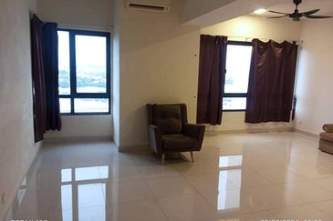 Pandora @ Tropicana Metropark