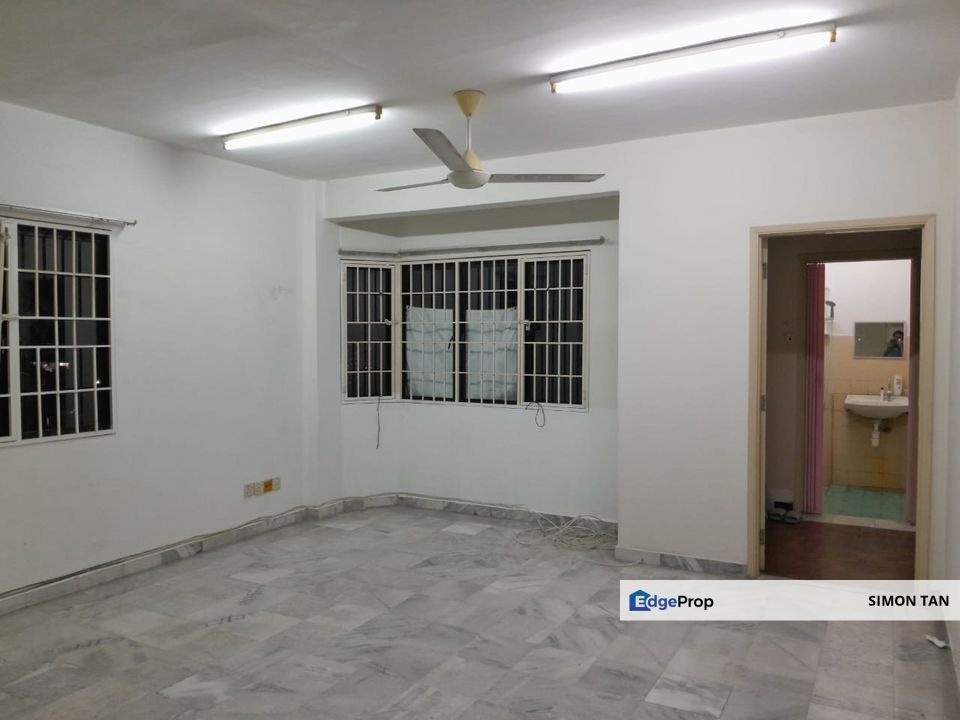 Aman puri apartment corner unit below bank value @ desa aman puri, Kuala Lumpur, Kepong