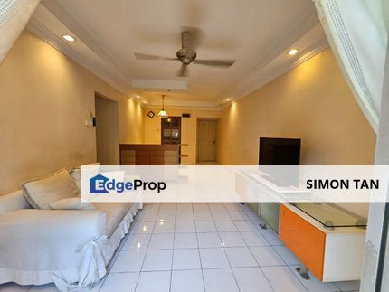 Puchong taman wawasan saraka apartment near to park morning market, Selangor, Puchong