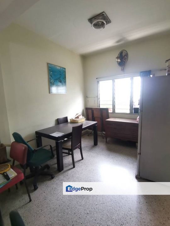 Seapark Taman Paramount Double Storey Bungalow, Selangor, Petaling Jaya