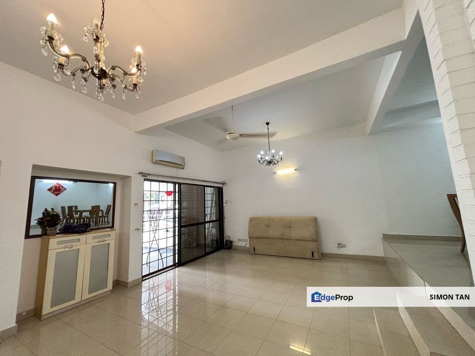 SS2 double stry terrance house in petaling jaya renovated n extended , Selangor, Petaling Jaya