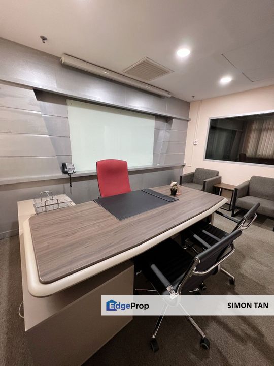 Fully furnished office unit in KLCC wisma uoa 2, Kuala Lumpur, KLCC