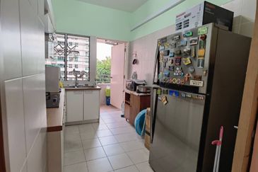 ALAM DAMAI KONDOMINIUM