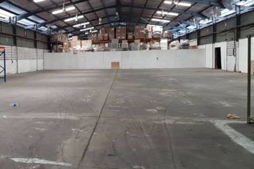 Warehouse Subang 10 Puchong Selangor