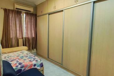 Bandar Sunway PJS 10 double storey house move in condition