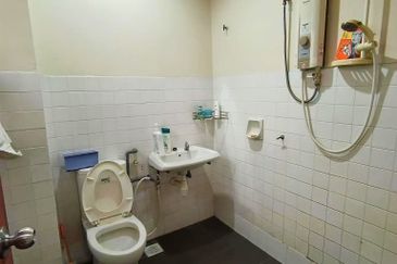 Bandar Sunway PJS 10 double storey house move in condition