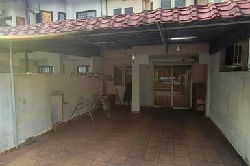 Bandar Sunway PJS 10 double storey house move in condition