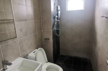 Aurora Residence @ Lake Side City