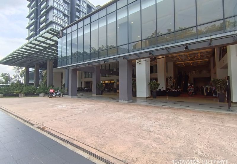 Utropolis Market Commercial Space in Shah Alam for Rent