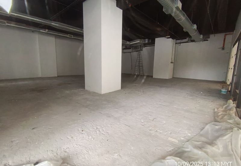 Utropolis Market Commercial Space in Shah Alam for Rent