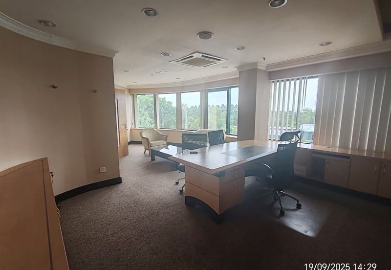 HiCom-Glenmarie Industrial Park