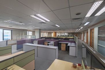 HiCom-Glenmarie Industrial Park