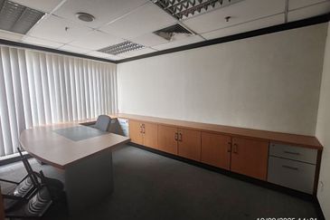 HiCom-Glenmarie Industrial Park