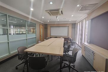 HiCom-Glenmarie Industrial Park