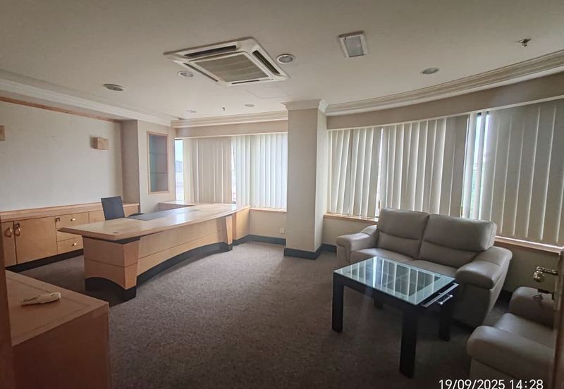 HiCom-Glenmarie Industrial Park