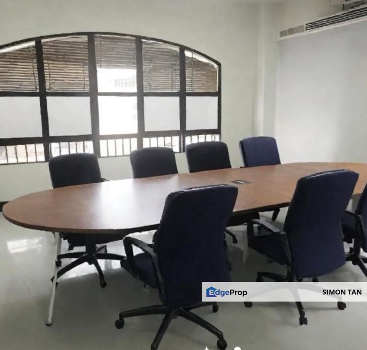 Strategic fully furnished office space at pelangi square near mrt, Selangor, Petaling Jaya