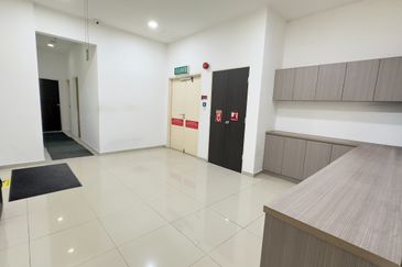 Fully Furnished Office in Sek 22 Shah Alam 