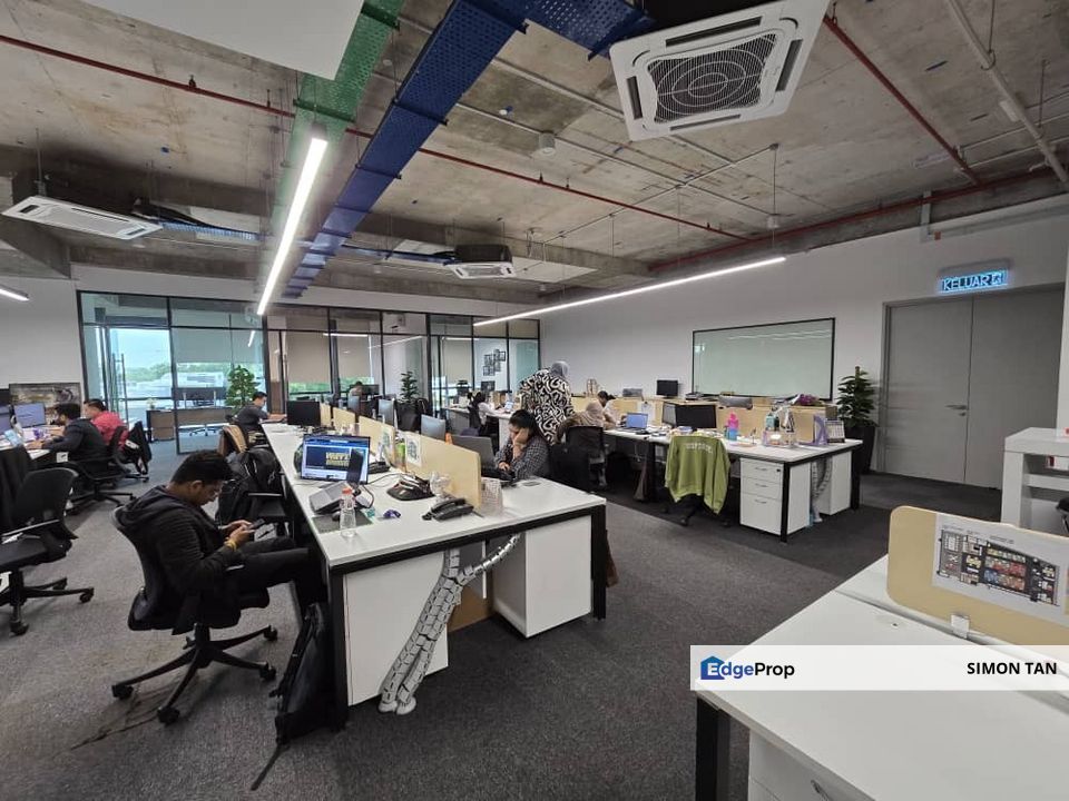Fully furnished adjoining office in uoa business park shah alam glenmarie subang jaya, Selangor, Shah Alam