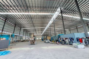 Detached factory 800amp Taman Teknologi 2 @ Bandar Enstek Negeri Sembilan