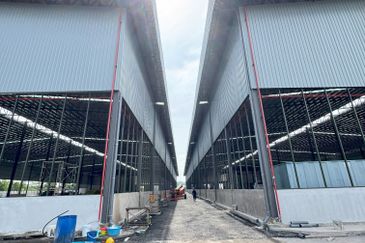 Detached factory 800amp Taman Teknologi 2 @ Bandar Enstek Negeri Sembilan