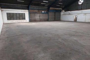 Semi-D Factory @ Segambut For Rent