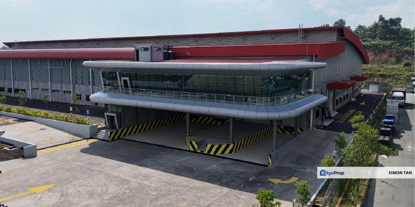Warehouse with office in Tanjong Malim Proton City, Perak, Tanjung Malim