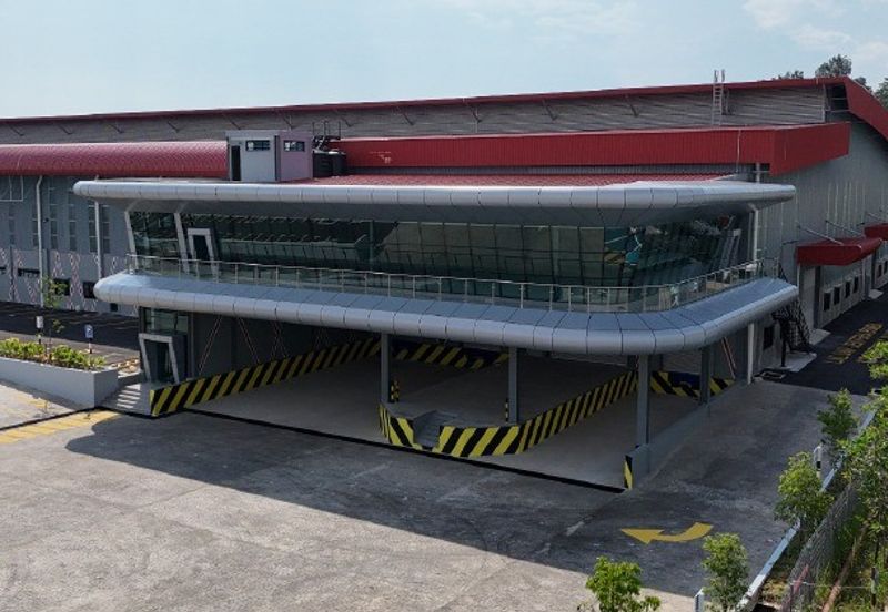 Warehouse with office in Tanjong Malim Proton City