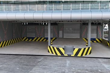 Warehouse with office in Tanjong Malim Proton City