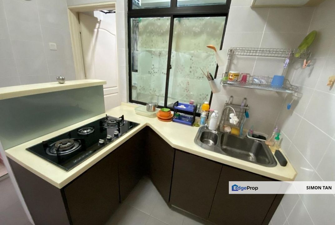 Petaling Jaya Seksyen 51 Sungai Way Park 51 condominium below bank value renovated, Selangor, Petaling Jaya