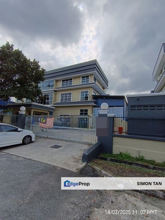 Detached Factory with 3-Storey Office in Bukit Puchong, Selangor, Puchong
