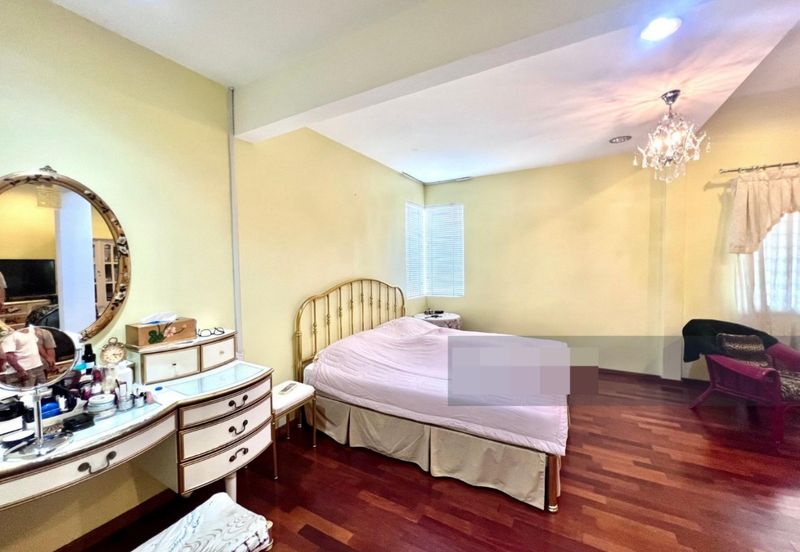 Semi D Link House Petaling Jaya SS3 