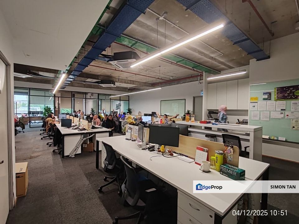 Fully furnished adjoining office in uoa business park shah alam glenmarie subang jaya, Selangor, Shah Alam