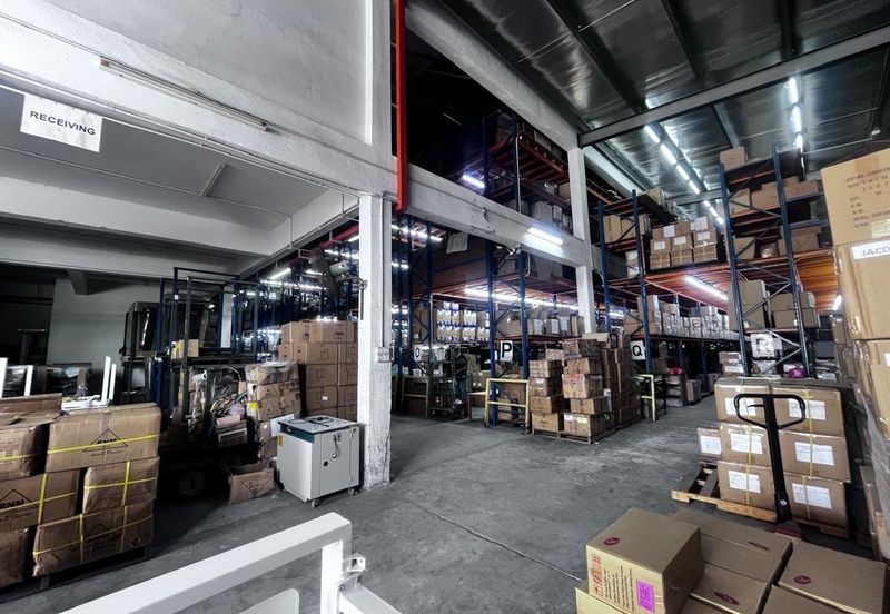 Taman Perindustrian Kinara Puchong Renovated Factory with 2-Storey Office (Freehold)