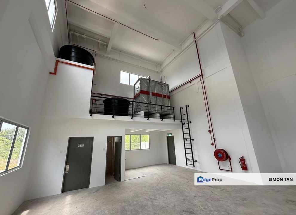 2.5-storey semi-d industrial property available for sale @ Balakong Jaya, Selangor, Balakong