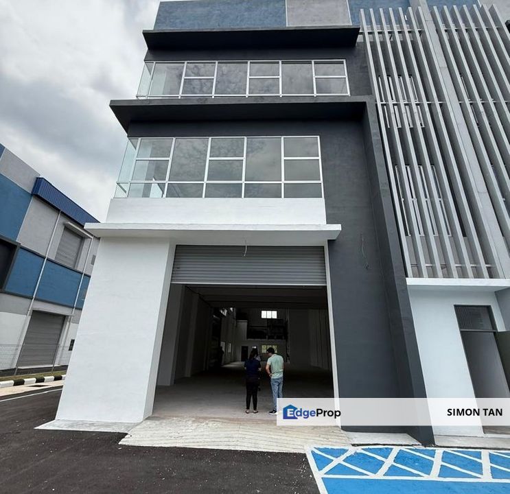 2.5-storey semi-d industrial property available for sale @ Balakong Jaya, Selangor, Balakong