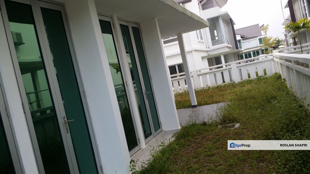  REMBULAN BANDAR ENSTEK SIDE BY SIDE SEMI D FACING PLAYGROUND, Negeri Sembilan, Nilai