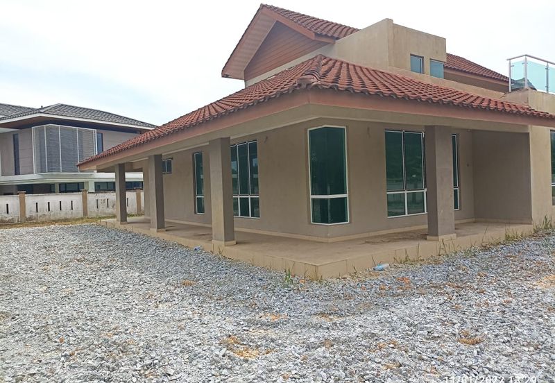 The Villa @ Bandar Enstek