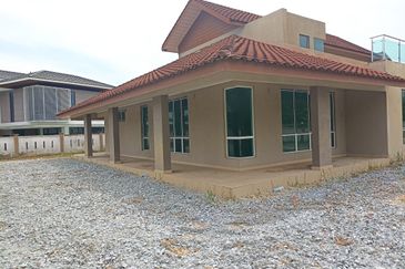 The Villa @ Bandar Enstek