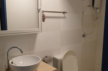 Colonial @ Empire city