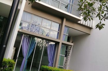 Symphony Hills Schubert