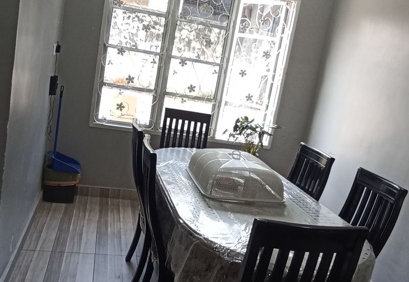 BANDAR ENSTEK (CENDRAWASIH)