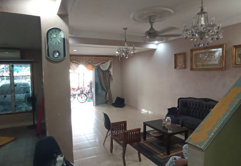 BANDAR ENSTEK (CENDRAWASIH)