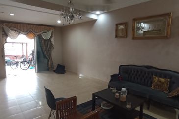 BANDAR ENSTEK (CENDRAWASIH)