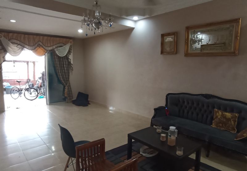 BANDAR ENSTEK (CENDRAWASIH)