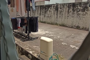 BANDAR ENSTEK (CENDRAWASIH)