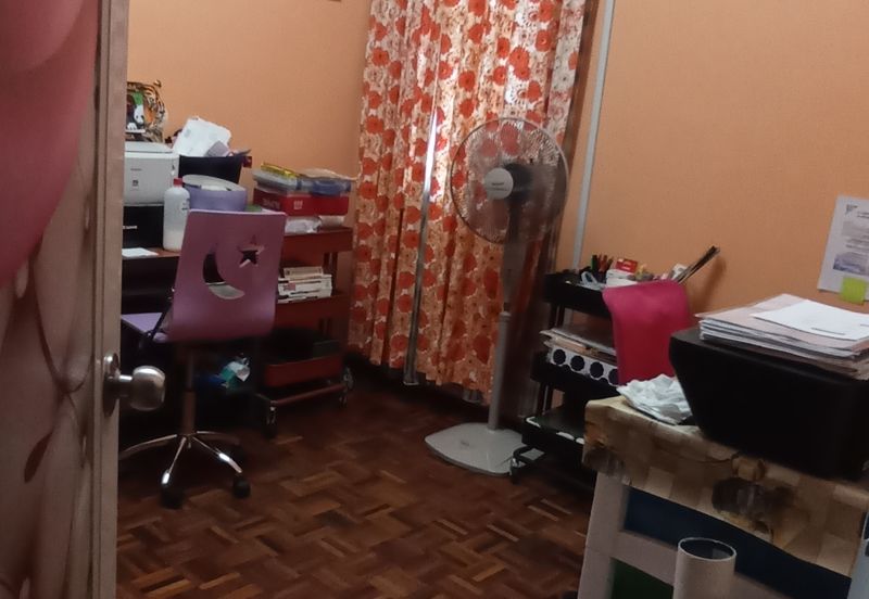 BANDAR ENSTEK (CENDRAWASIH)