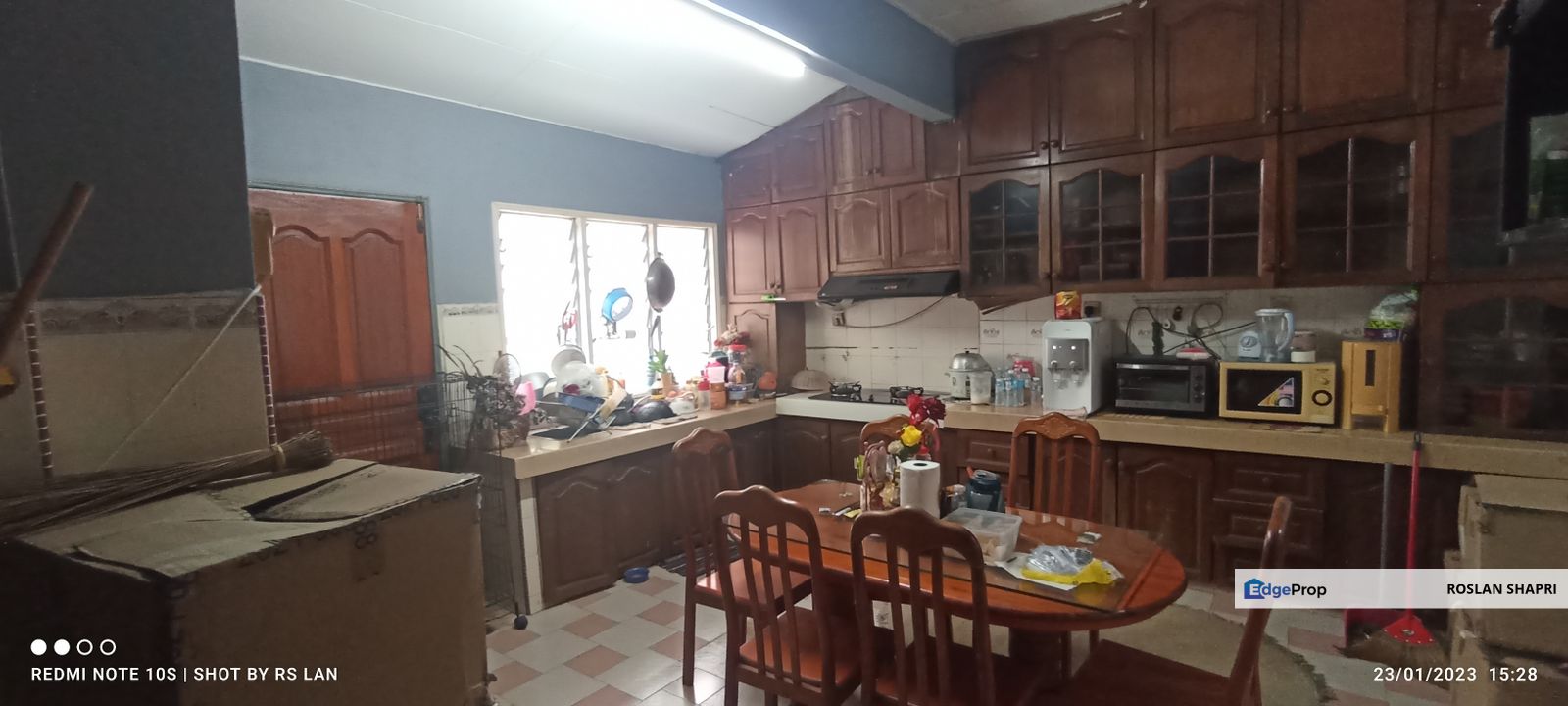 USJ 6/4 2 Storey In Between Taipan LRT & USJ 7 LRT/BRT Station, Selangor, USJ