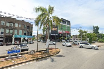 Taman Gunung Indah Alor Setar Corner Semi Detached Home