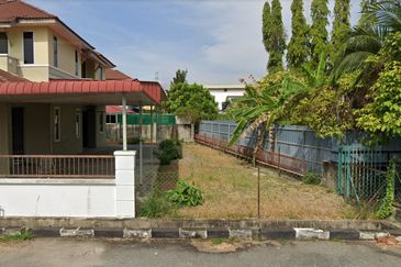 Taman Gunung Indah Alor Setar Corner Semi Detached Home