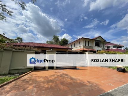 Laman Kemboja 2 Storey  Bungalow on 2 Plots of Land (9270 sft), Negeri Sembilan, Nilai